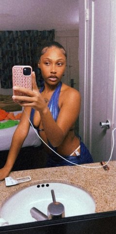 Fort Worth TX Female Escort — Greek Back, Feet Jacking, Deep Throat - 1