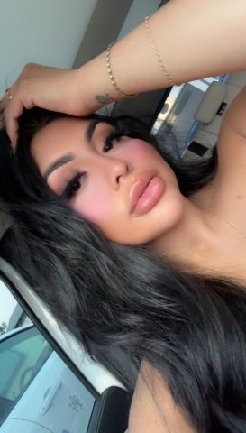 Luxury Latina escort in Fairbanks — thick curves & big-lips DT - 1