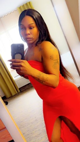 Kokomo, IN Female Escort — Sloppy Toppy & Spit Play - 1