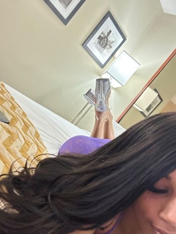 North Bay Female Escort — outcalls and verified Facetime/Google Meets - 1