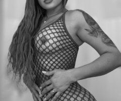 Chloe Crimson — Lincoln Female Escort for Body-to-Body Massage - Image 3