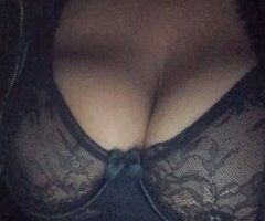 Phoenix Thick Latina Escort — Luxury Companionship & Submissive Treat - Image 3