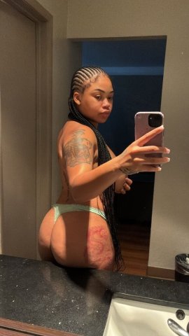 Brooklyn Female Escort — Incall Special, Petite Curvy - 1