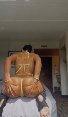 Honey (Fresno) — Private Dances, Nuru Massage & Virtual FaceTime - 1