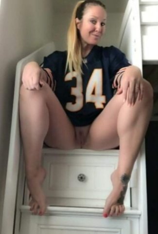 Hot mom — car fun, house fun, and hotel incall & outcall - 1