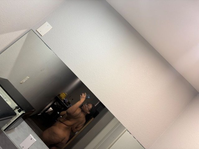 Houston, Texas Fetish-Friendly Escort — BJ, GFE, and Massage Specials - 1