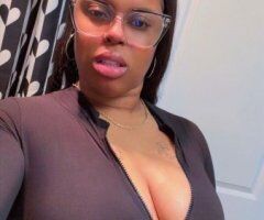 Bellingham, Washington Female Escort — Outcalls with Deposit (No Bareback/GFE) - Image 2