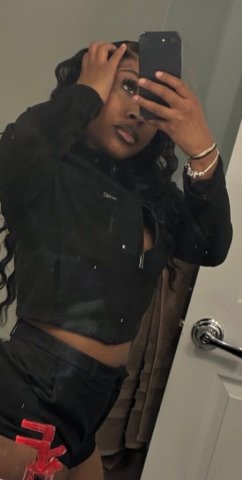 Fresno, CA Classy Squirter Party — Top Pick Incalls/Outcalls + Fetish Friendly - 1