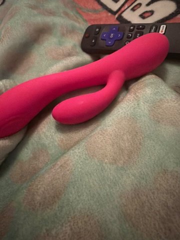 Latina Escort — Massage Sessions - 1
