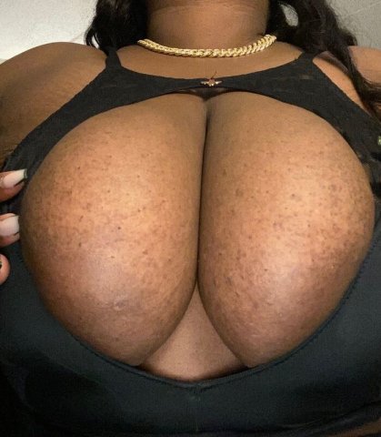 BBW Outcall Escorts for Truck Stops — Chicago, IL - 1