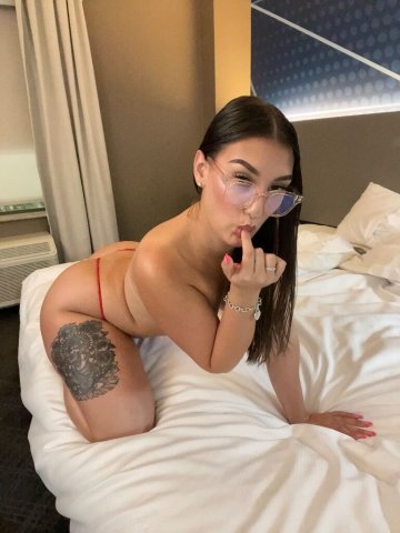 Meli, 23 — Busty brunette 2-Girl Special in Concord, CA - 1