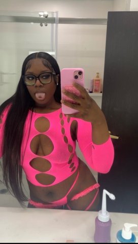 Chocolate Cake & Cream Meet - Chicago Female Escort  - 1