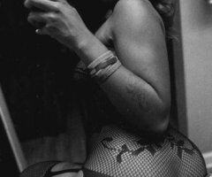 Memphis TN Discreet Young Female Escort — Hygiene-Checked Encounters - Image 11
