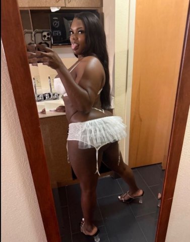 Mercedeez — Trans Escort in Newport News, VA (Upmarket, Low-Volume) - 1