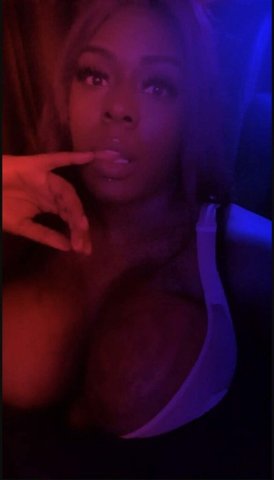 Quad Cities Female Escort — Incall & Outcalls - 1