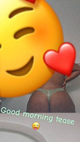 Unique 5'0 Female Escort — Outcalls, FaceTime/Google Verification - 1