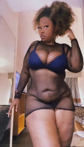 Plush Chocolate Escort — Thick & Creamy Style, Verification on Facetime - 1