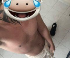 Boston escorts - THREESOME WITH A TS AND REAL GIRL AND GUY'