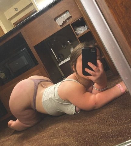 3ft 10in shorty girl in Chesapeake — full service - 1