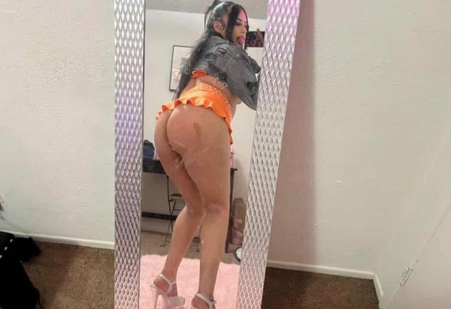 Thick Latina Escort — 21 in Los Angeles - 1