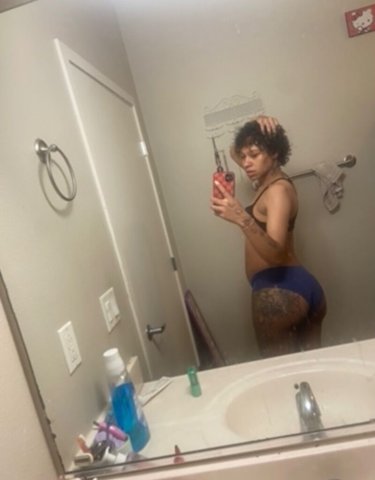 Quad Cities Creole Milf Escort — Car Pickup & Outcall, No Bare/Anal - 1