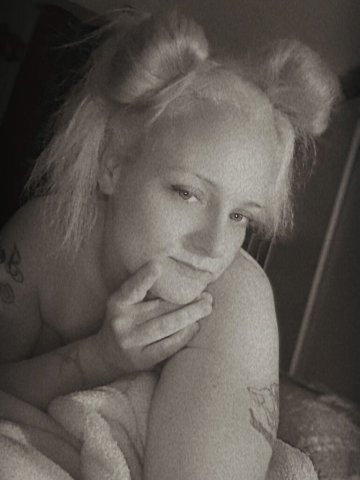 Ashley in Muncie, Indiana — Outcalls Only (No AA Men Under 40) - 1