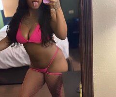 Minneapolis / St. Paul escorts - Minneapolis In-Call Female Escort — Throat Goat Service