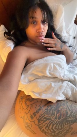 Harrisburg Thick Sexy Mixed Latina — 25 - 1