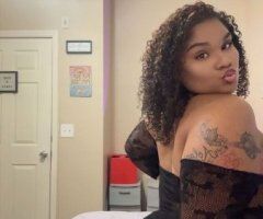 Taylor in Annapolis—Female Escort for curated dates - Image 2