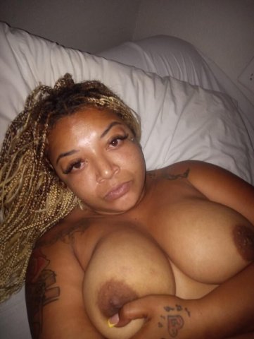 Houston Area Incall Female Escort — Holiday Specials, Wet Squirt & Sloppy Blowjobs - 1