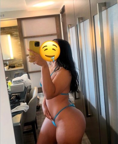 Nashville Latina Escort (41) — Pretty Face & Curvy Body, Discreet In-Call Available - 1
