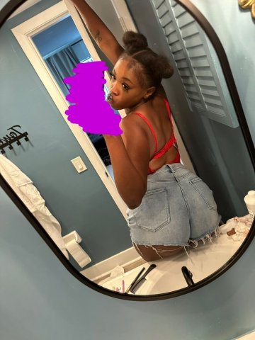 Ashley  (22) — Female Escort in Fort Lauderdale, FL - 1