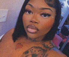 Seattle escorts - Seattle Curvy Female Escort — Pretty Face & Body Match