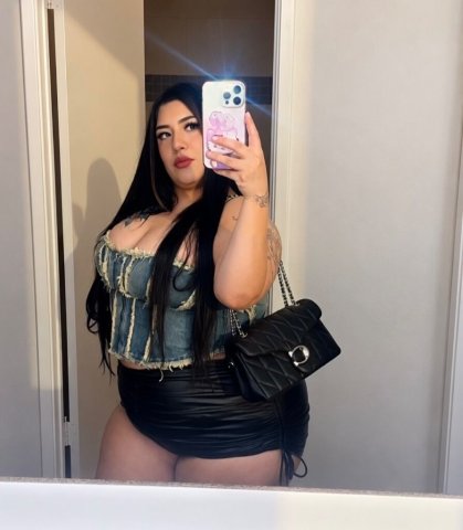 Nelly Luvv — Natural Curvy Latina Treats (Palm Springs) — House Calls - 1