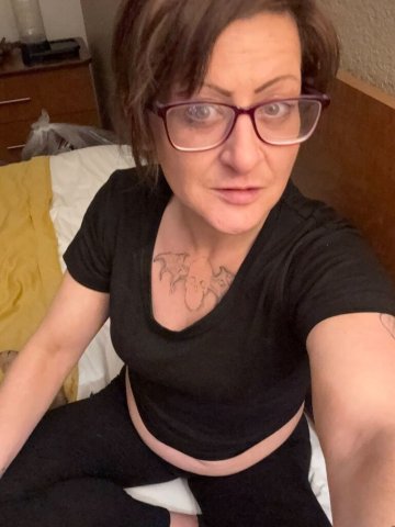 Kansas City Female Escort — Last Weekend Here - 1
