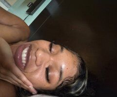 In Town for the Weekend — Detroit Female Escort - Image 3