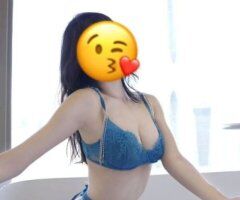 Orange County escorts - Warm Petite GFE Escort — Kissing, Touching & Nuru