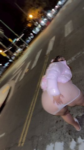 Incall/Outcall Female Escort in Fresno — Full Satisfaction Specials - 1