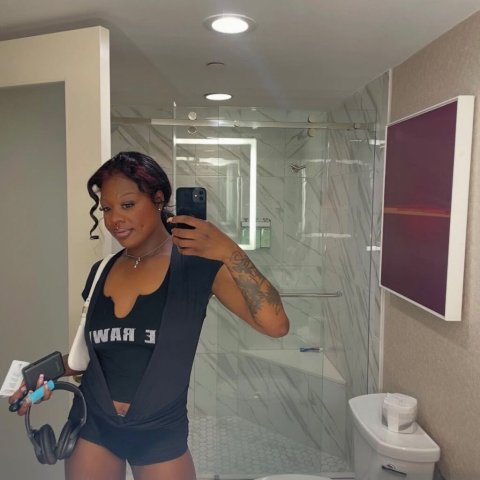 Philadelphia Airport Area Female Escort — BBBJ/QV 15 Min + HH/HR - 1