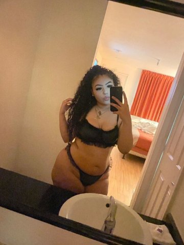 Stockton CA Outcall/Cardate — Clean & Safe Full Body Massage, Femdom Friendly - 1