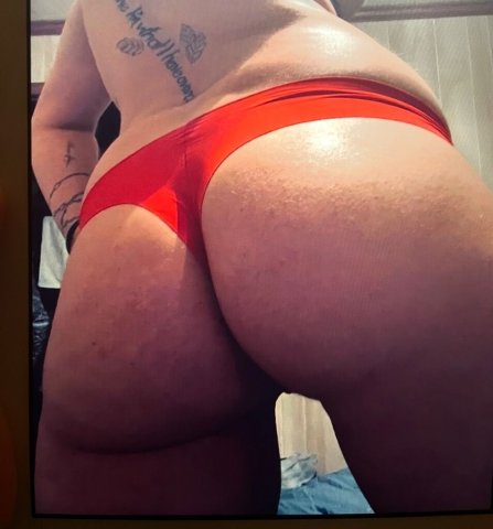 Lafayette Female Escort — Two Girl Specials, No Bare, Incalls Only - 1