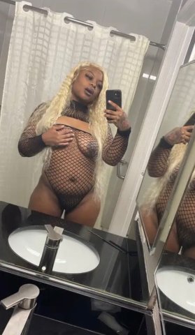 Cream — Female Escort (Submissive) - 1