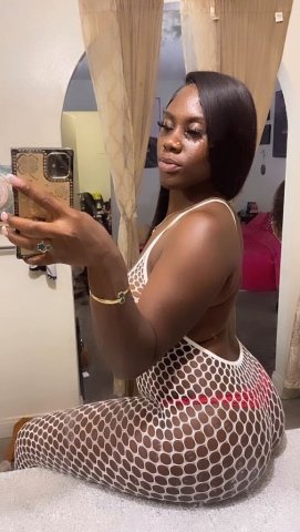 Norfolk VA Female Escort — In-Call QV Special - 1
