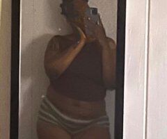 Fun time in Findlay with a Female Escort - Image 2