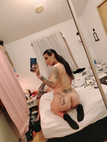 Tampa Female Escort — Donations Only, GFE & 2-Girl Special - 1