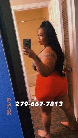 Megan in Sacramento, CA — Real Wet Girl Companion for One Night - 1