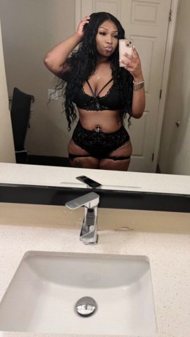 Back in Town Discreet Female Escort in New Orleans — Fetish-Friendly Throat Goat - 1