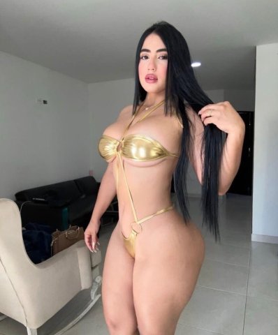 Latina caliente en Greensboro, NC — masajes, trios y para parejas - 1