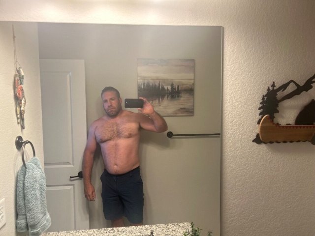 hit me up ladies. tons of fun to be had. no dudes - 1