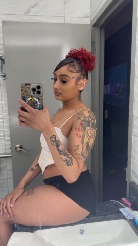 Hartford Female Escort — Outcalls Only - 1